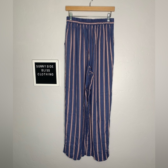 Band of Gypsies Blue Pink Striped High Waist Flare Flowy Pants Size Medium - Picture 5 of 9
